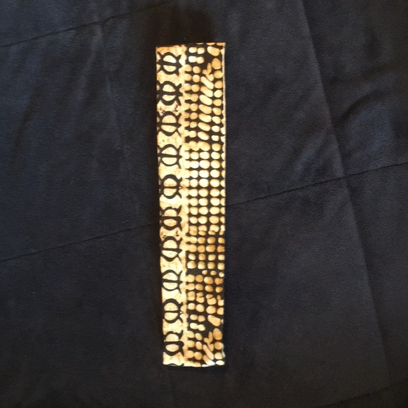 Handmade headband in Rwanda, Africa! - Picture 1 of 4